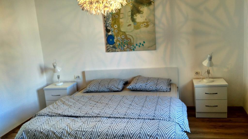 Ecoart Apartments ティラナ エクステリア 写真